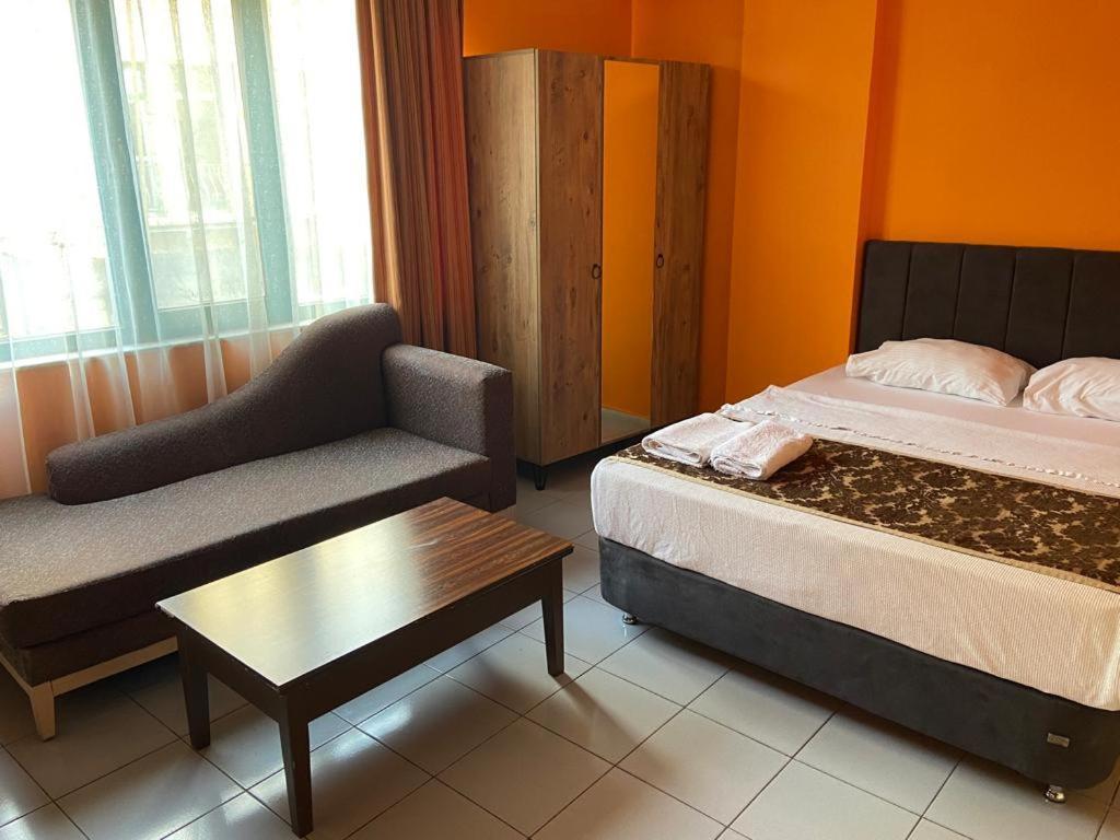 City House Hotel Antalia Esterno foto