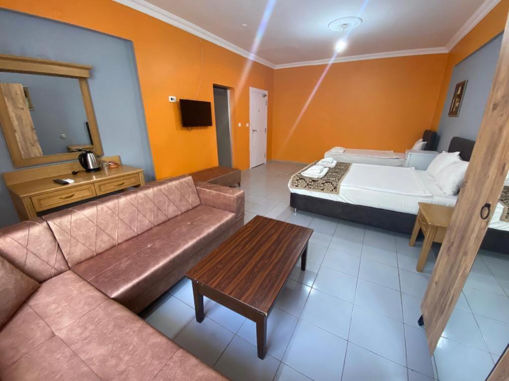 City House Hotel Antalia Esterno foto
